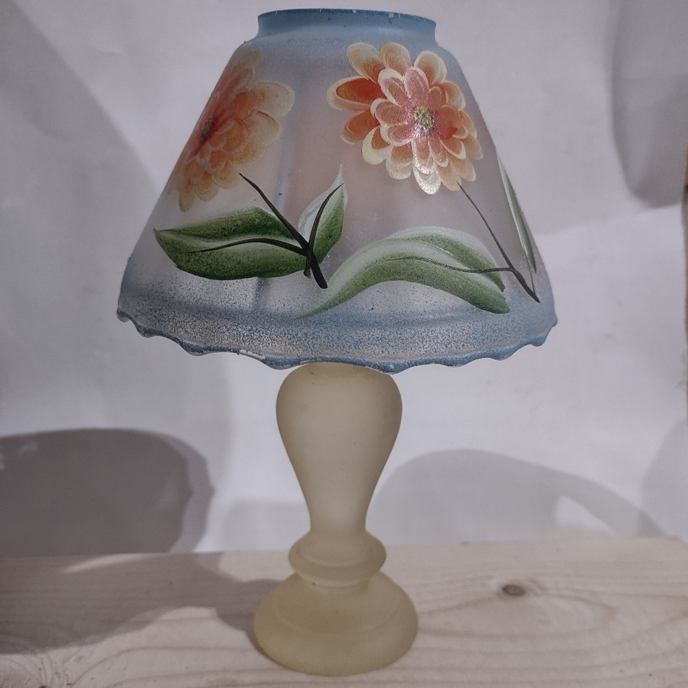Vintage Floral Hand Painted Glass Accent Fairy Lamp Candle Milky Satin 8" Frost
